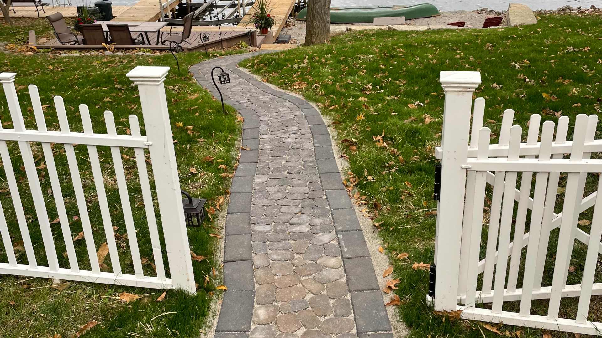 Retaining Wall, Patio & Cobblestone Walkway Project in Glen Carbon, IL