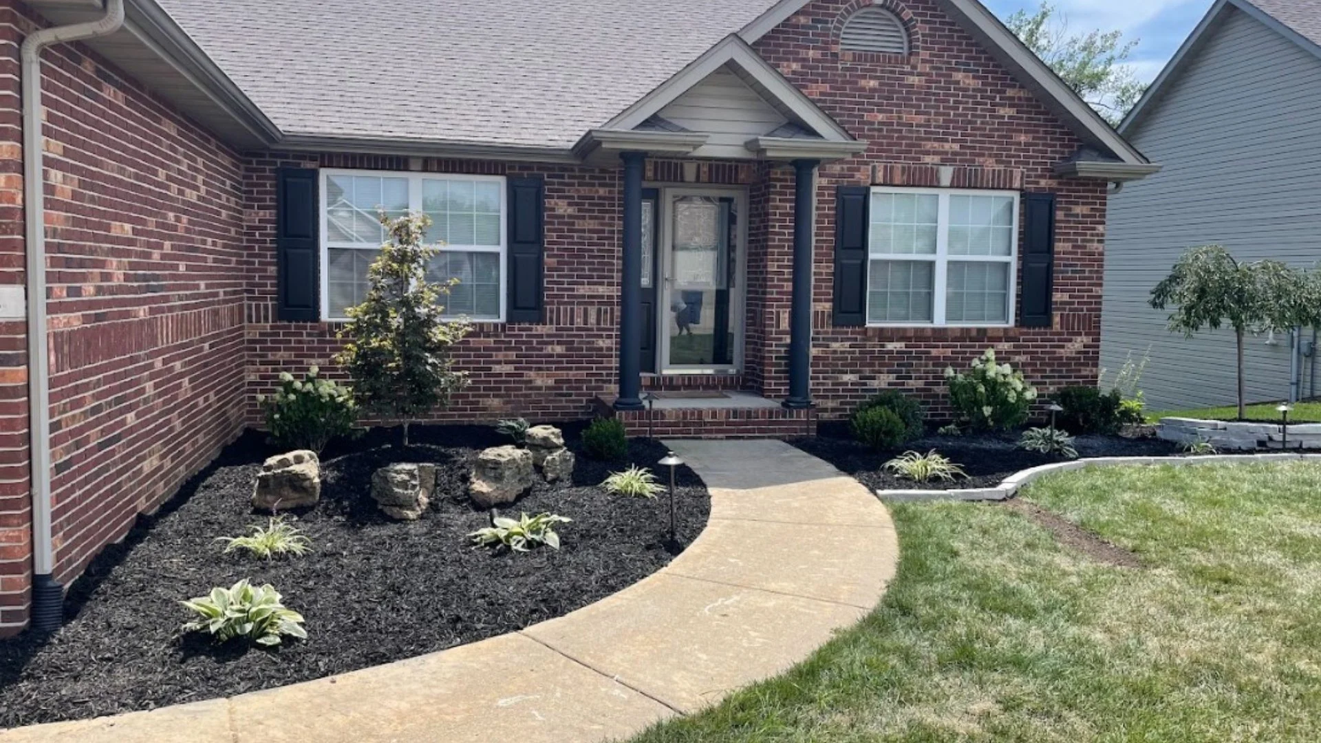 Popular Types of Mulch to Consider for Your Landscape