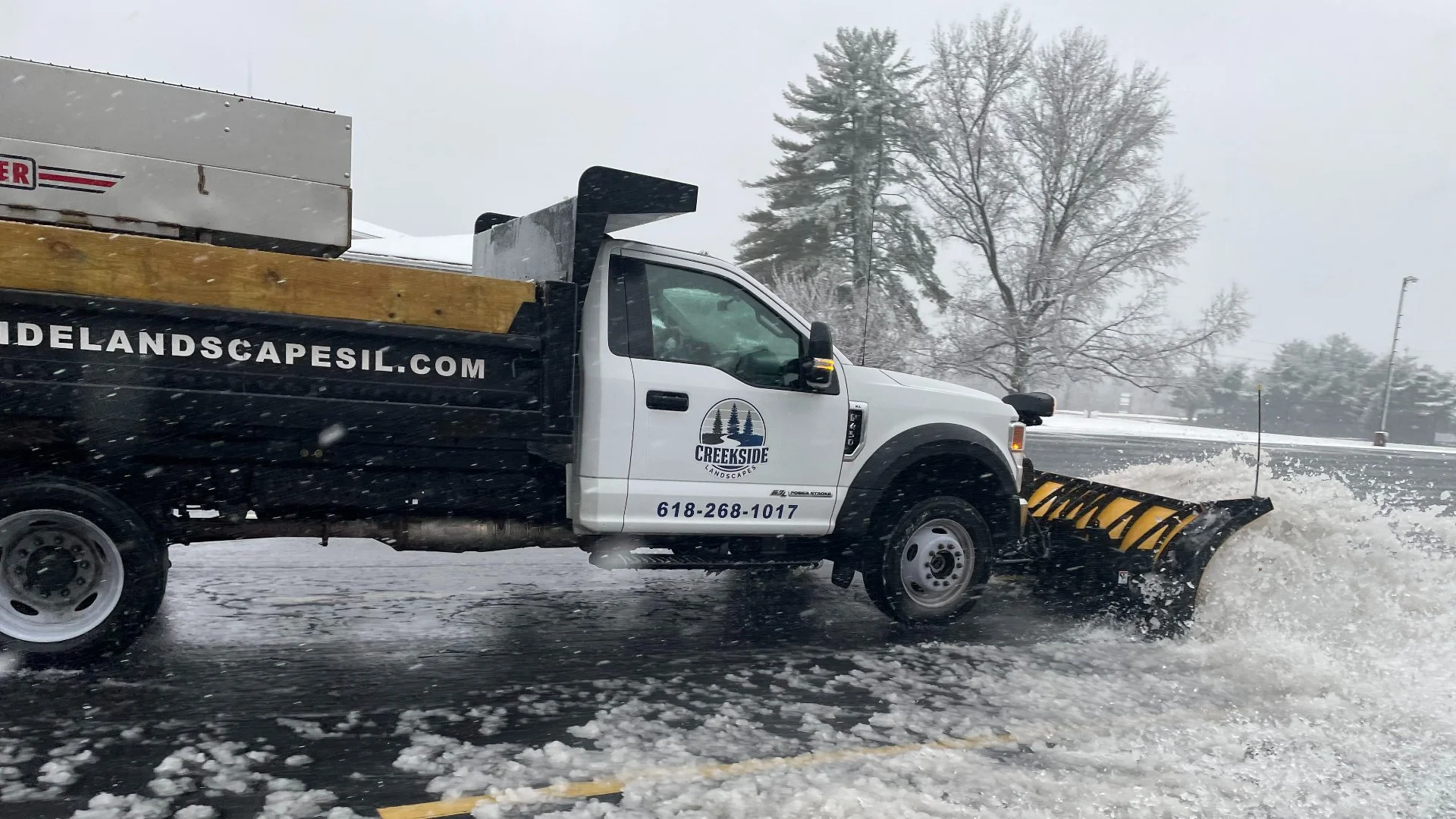 Should You Schedule Commercial Snow Removal per Event or Do a Seasonal Contract?