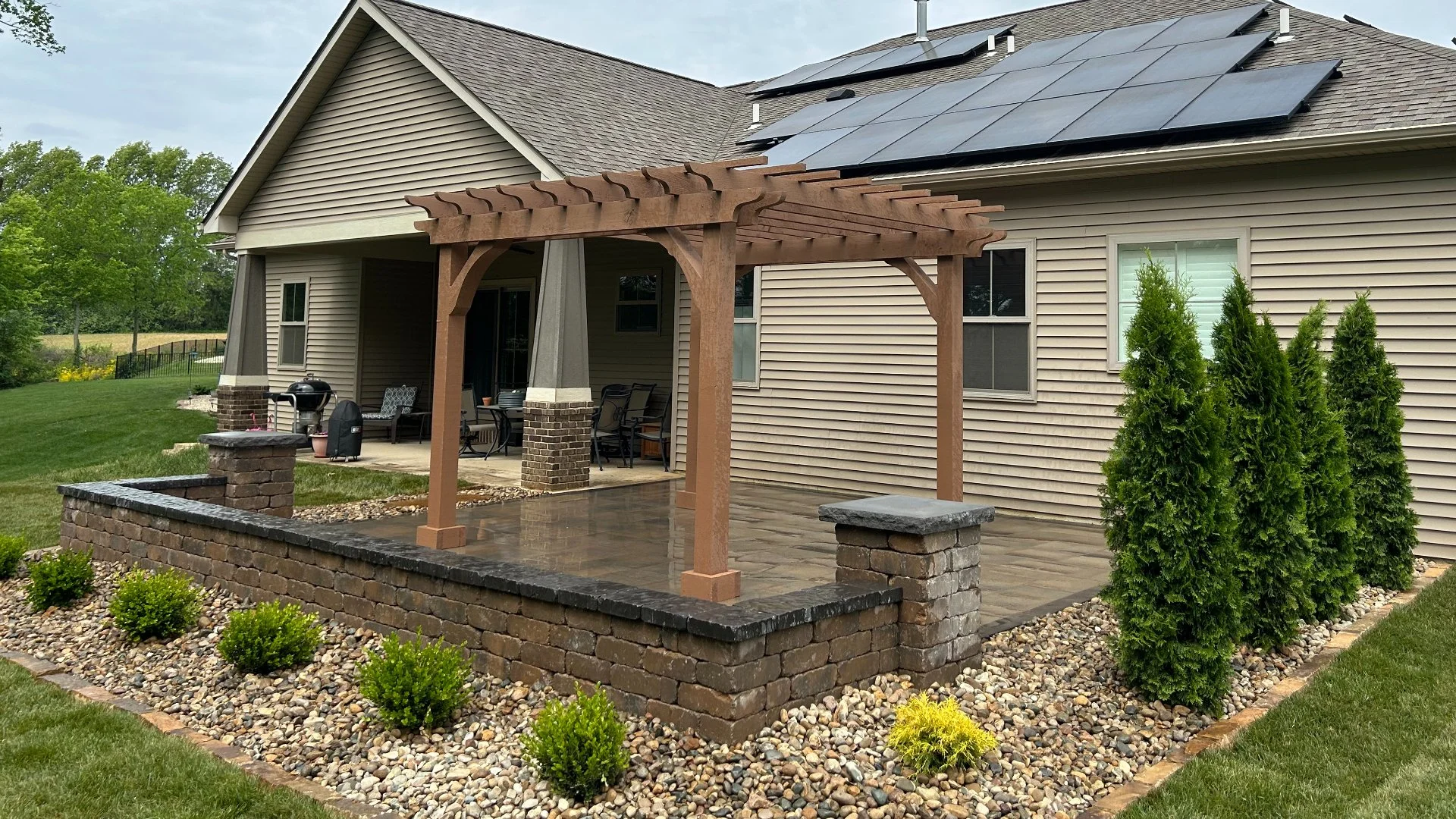 Pergolas: Are They Worthwhile Outdoor Living Features?