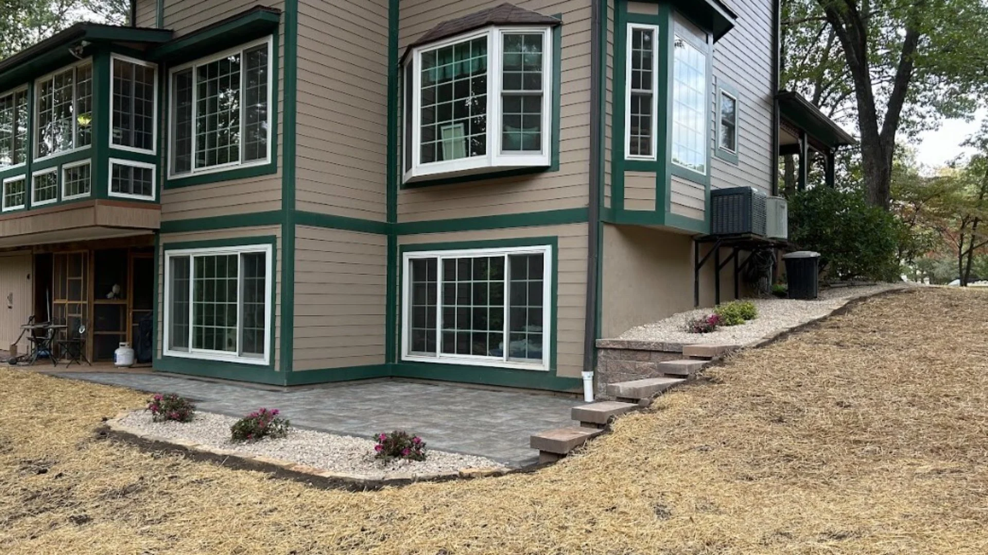 Grafton, IL Landscaping Renovation Project With Retaining Wall, Patio & More