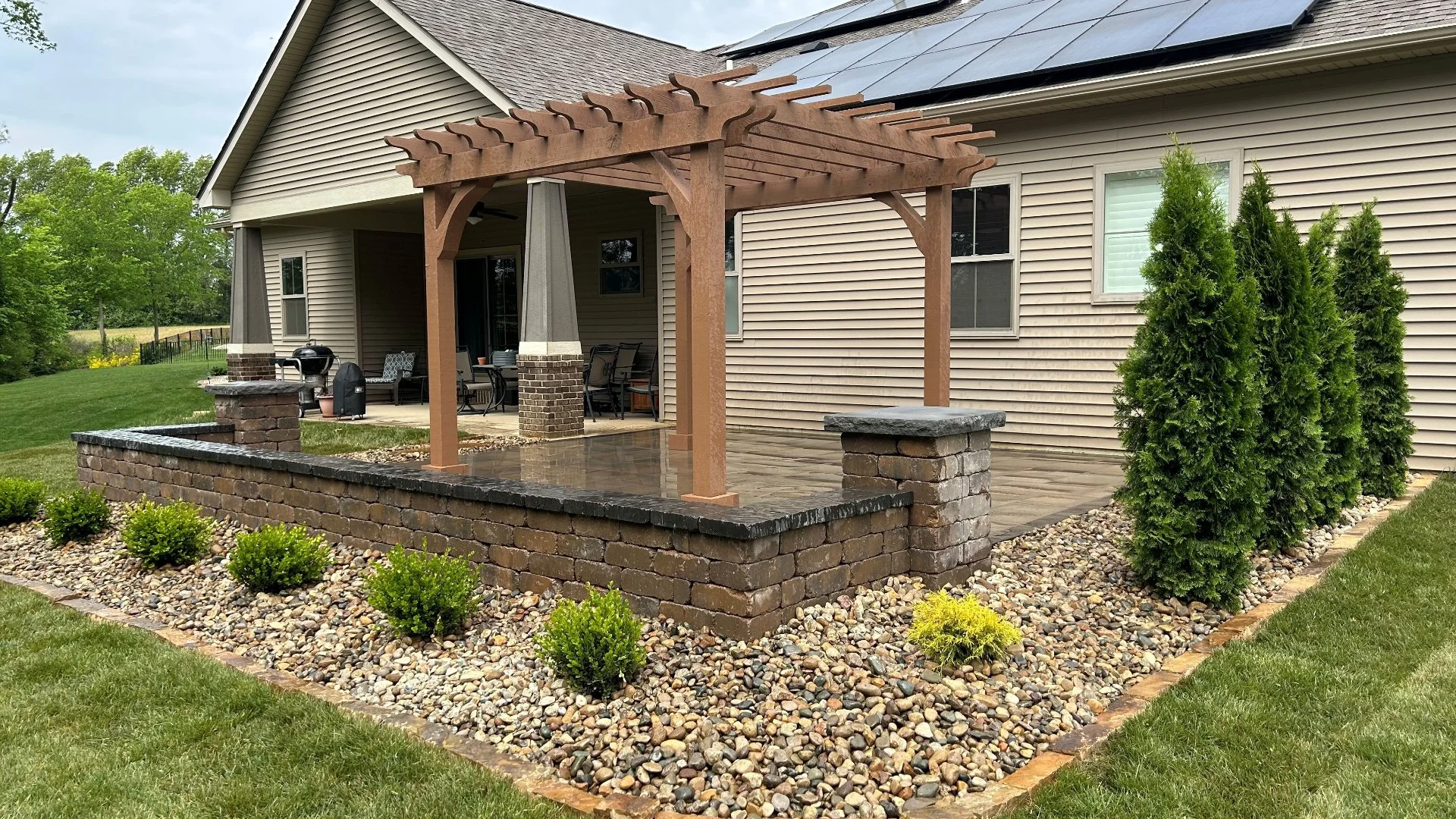 Will a Pergola Add Shade to Your Outdoor Space?