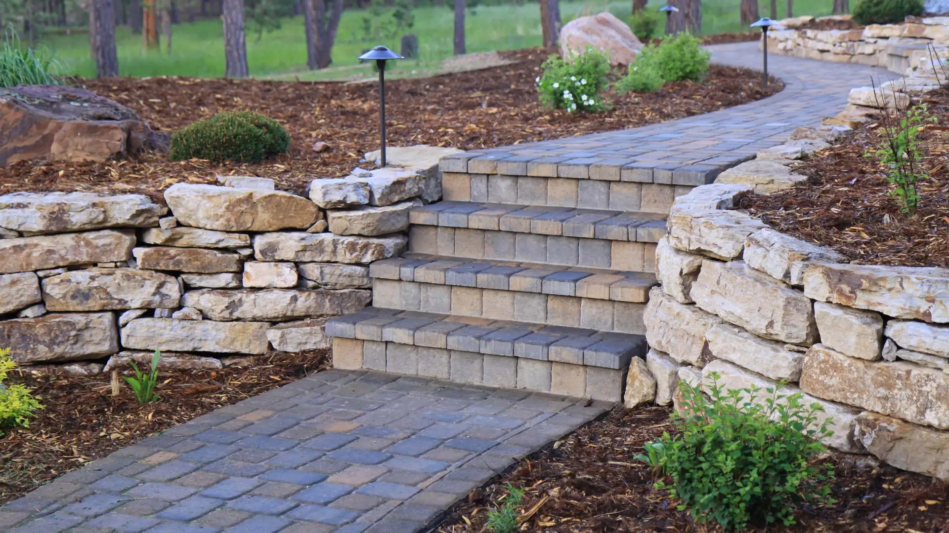 Walkway installed with outdoor steps in Edwardsville, IL.
