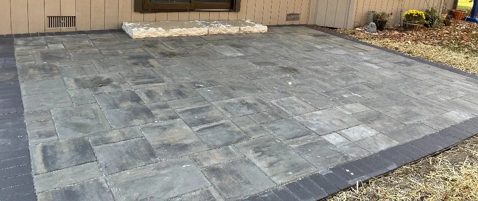 Concrete paver patio in a backyard in Edwardsville, IL.