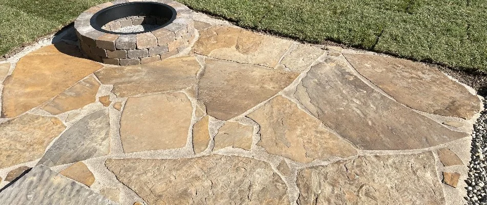 Flagstone patio with a fire pit in St. Jacob, IL.